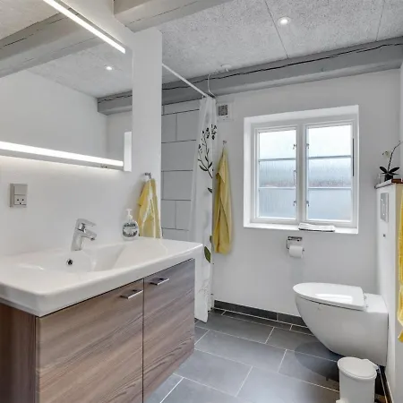 Holiday Pulmu - 1-2km From The Sea In Western Jutland By Interhome Bredebro